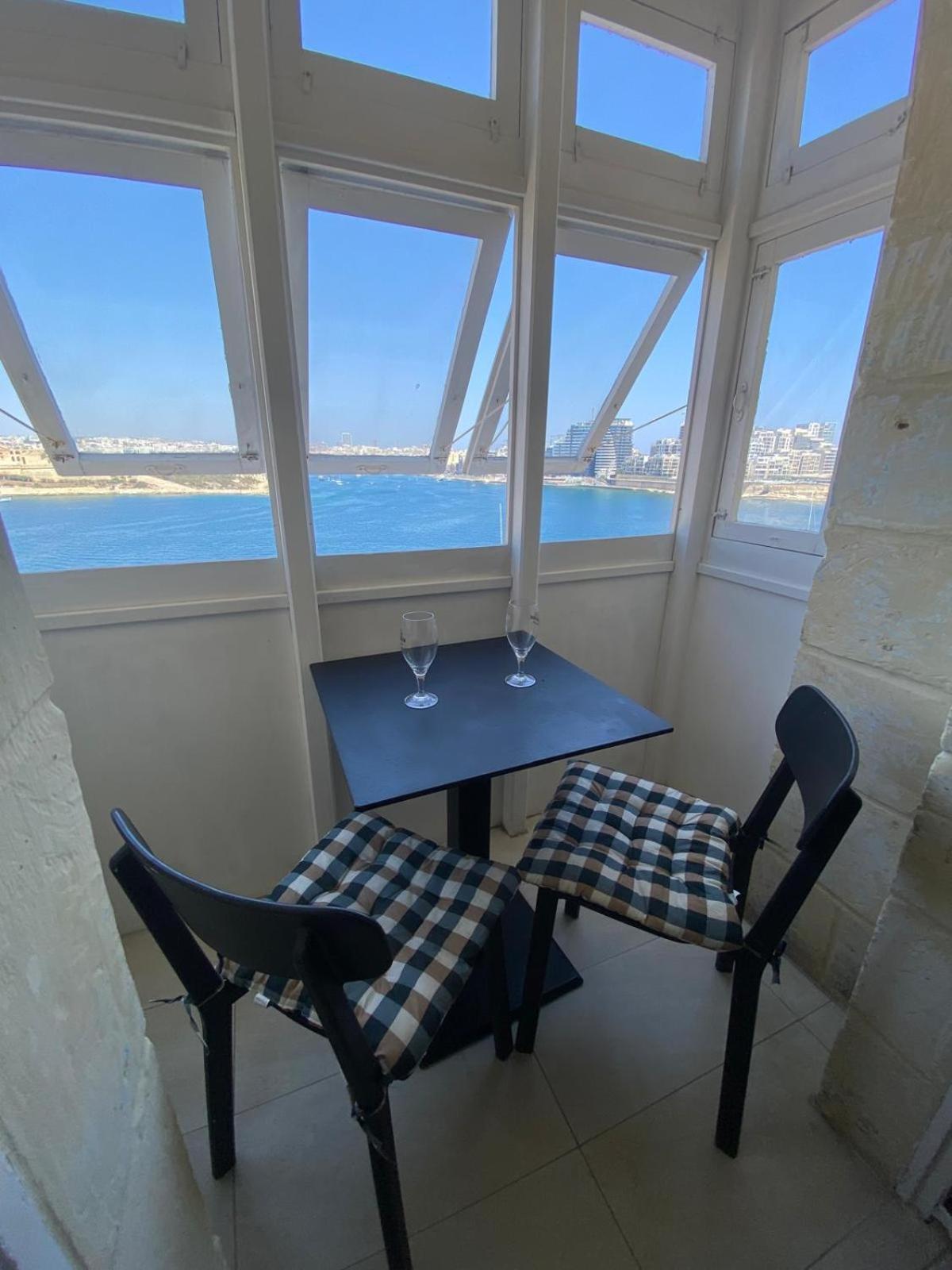 Valletta Seafront Apartment Exterior photo