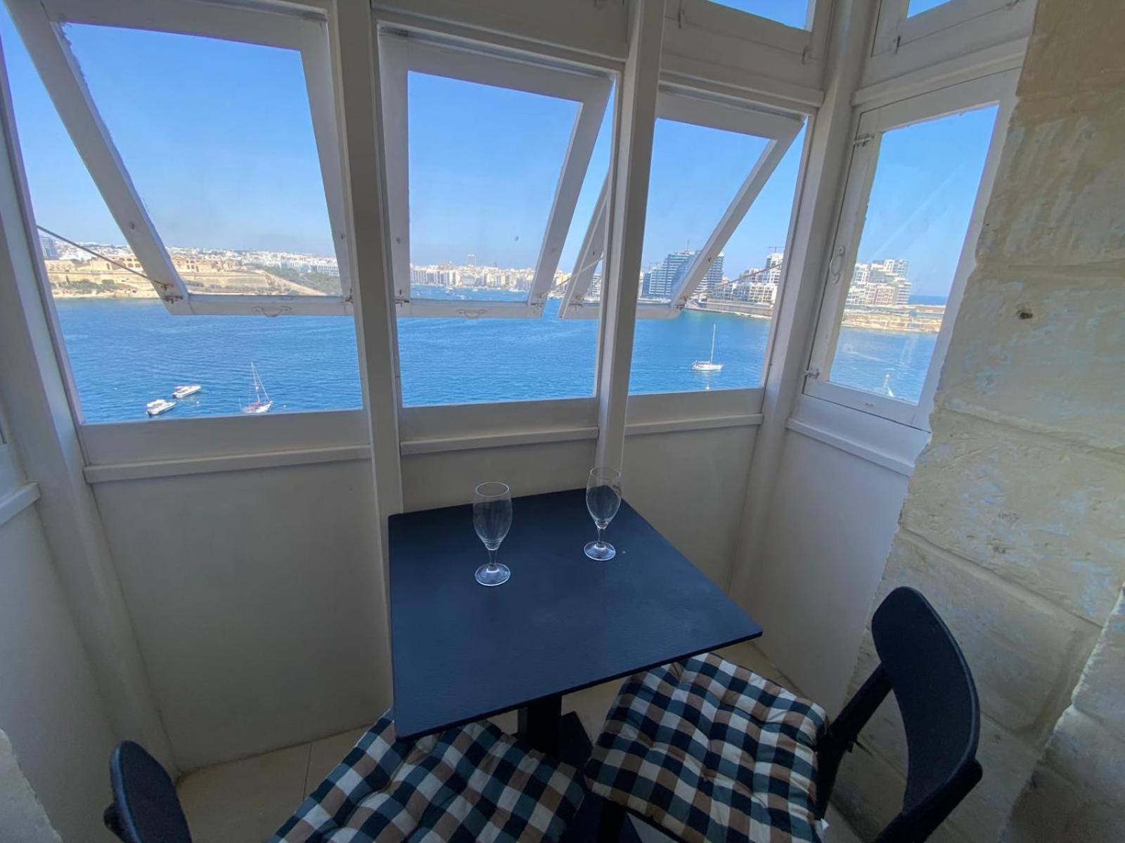 Valletta Seafront Apartment Exterior photo